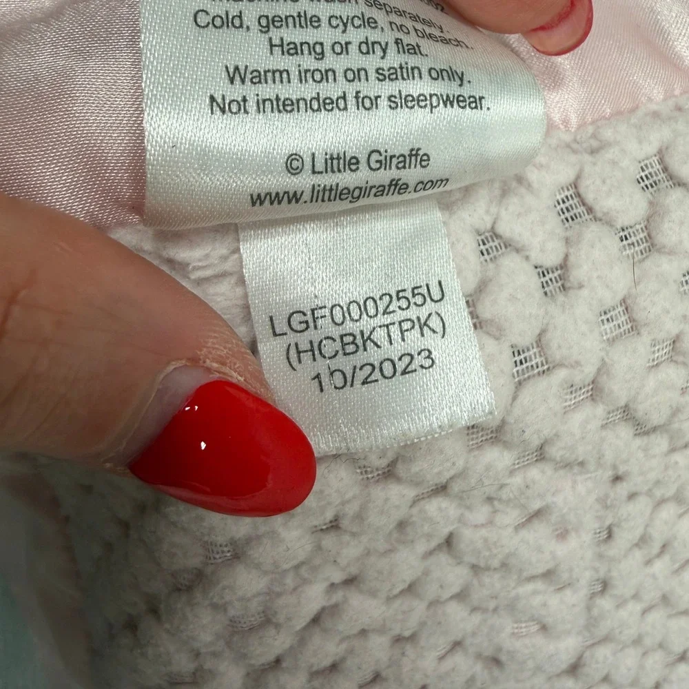 Little Giraffe Pink Baby Blanket Chenille Honeycomb Satin Trim Luxury Nursery